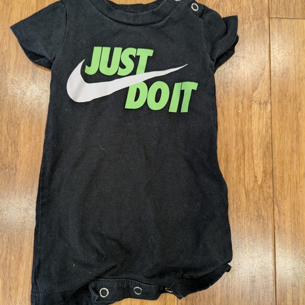Nike newborn, Gender neutral one piece romper